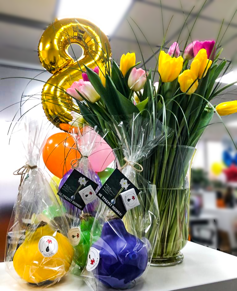 Поздравление с 8 Марта Поздравление с 8 Марта